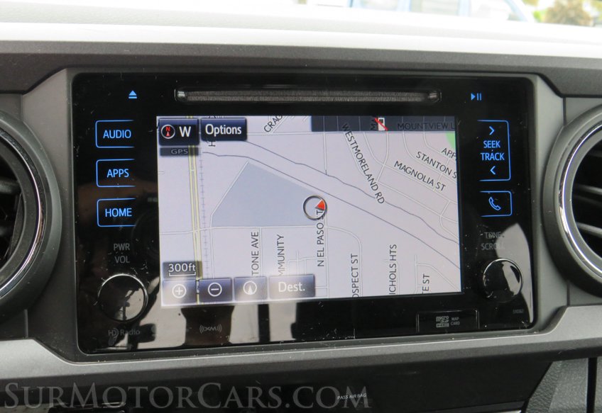 2018 Toyota Tacoma - Image 32