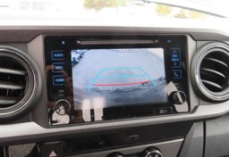 2018 Toyota Tacoma - Image 31