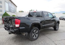 2018 Toyota Tacoma - Image 7