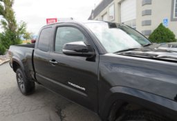 2018 Toyota Tacoma - Image 14