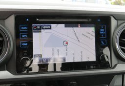 2018 Toyota Tacoma - Image 32