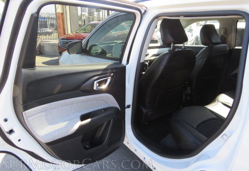 2022 Jeep Compass - Image 19