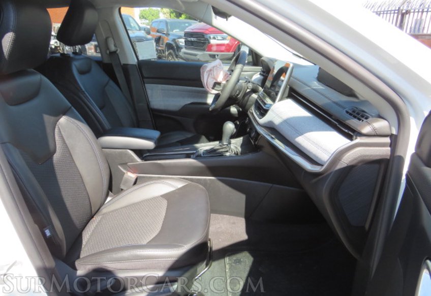 2022 Jeep Compass - Image 21