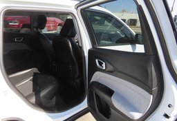 2022 Jeep Compass - Image 20