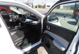 2022 Jeep Compass - Image 18