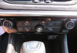 2022 Jeep Compass - Image 40