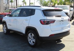 2022 Jeep Compass - Image 7