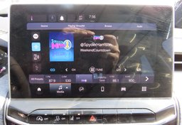 2022 Jeep Compass - Image 44