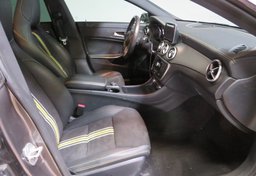 2014 Mercedes-Benz CLA - Image 24