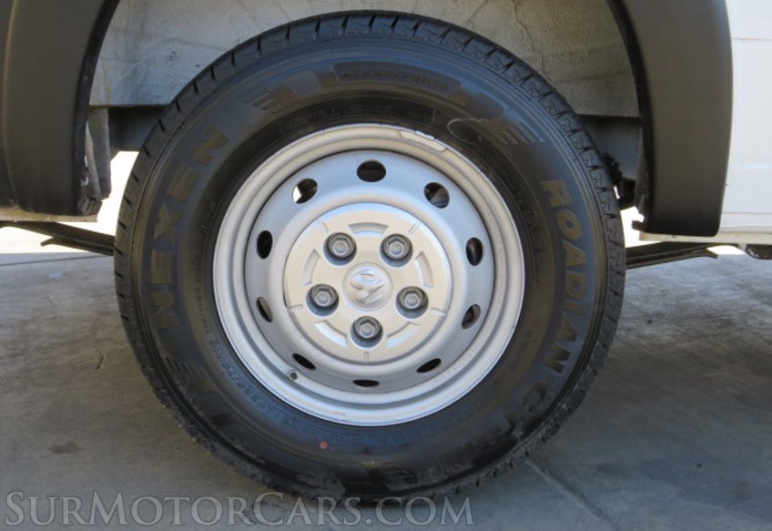 2023 Ram ProMaster Cargo Van - Image 20