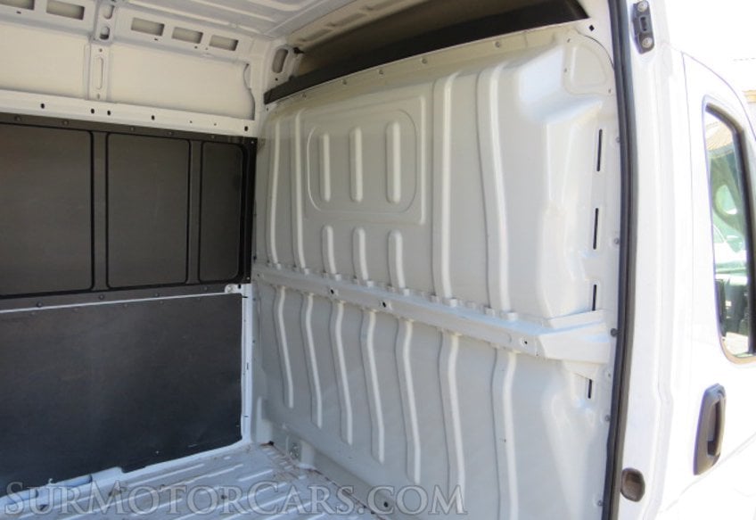 2023 Ram ProMaster Cargo Van - Image 28