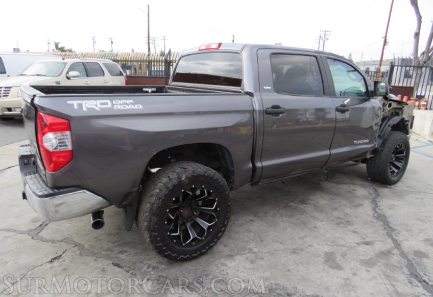 2015 Toyota Tundra Truck - Image 9