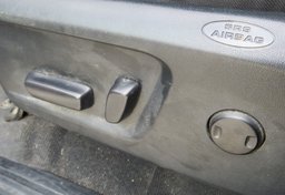 2015 Toyota Tundra Truck - Image 48