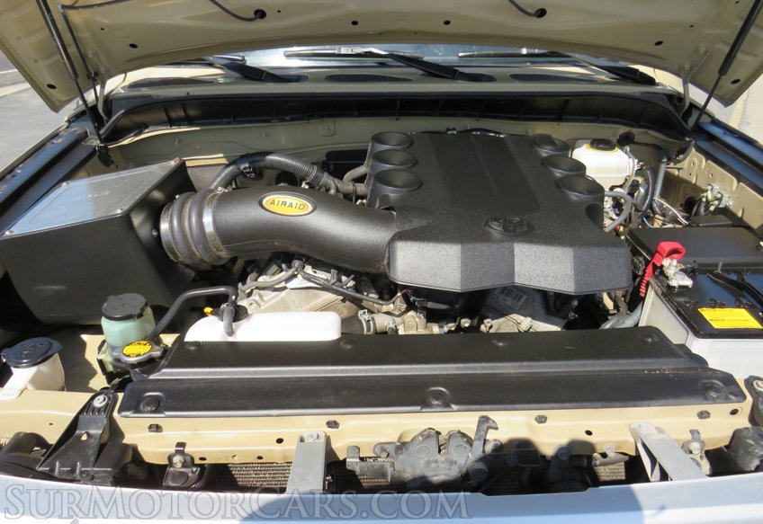 2012 Toyota FJ Cruiser - Image 52