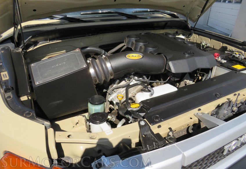 2012 Toyota FJ Cruiser - Image 53