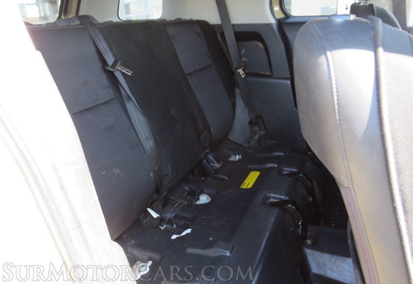 2012 Toyota FJ Cruiser - Image 24