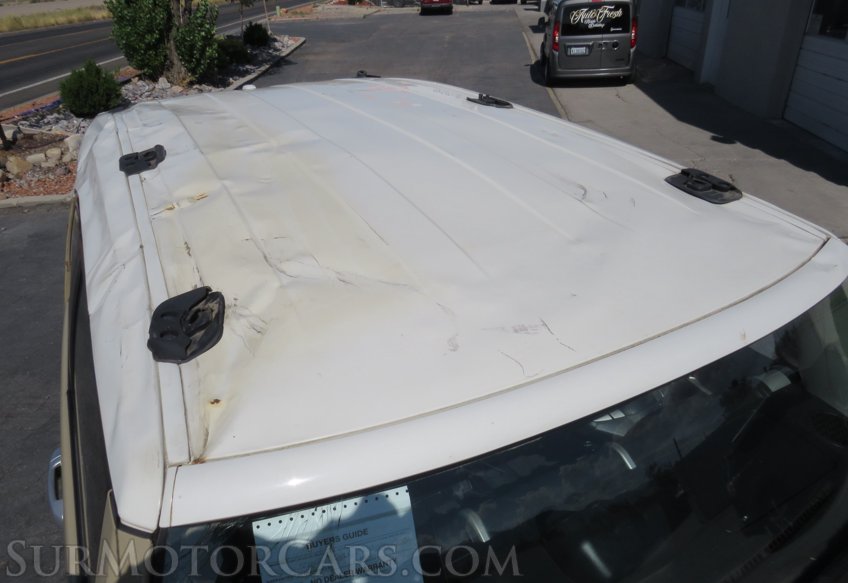 2012 Toyota FJ Cruiser - Image 14