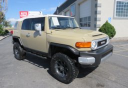2012 Toyota FJ Cruiser - Image 3