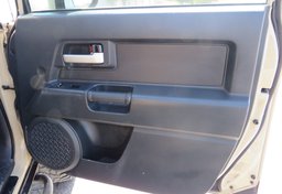 2012 Toyota FJ Cruiser - Image 44