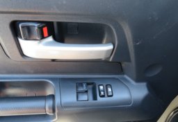 2012 Toyota FJ Cruiser - Image 39