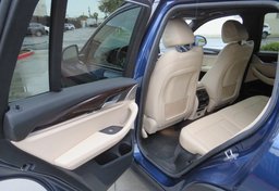 2022 BMW X3 - Image 24