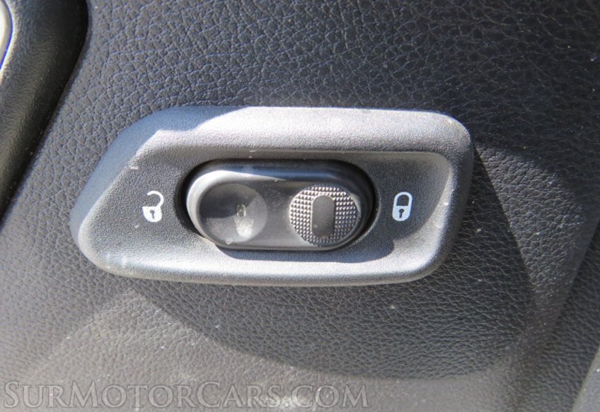 2015 Jeep Wrangler Unlimited - Image 42