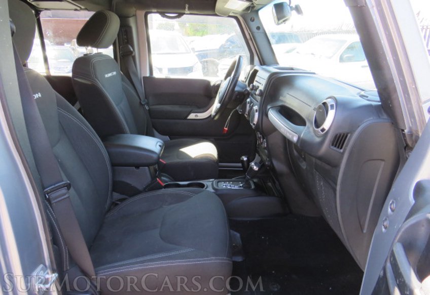 2015 Jeep Wrangler Unlimited - Image 22