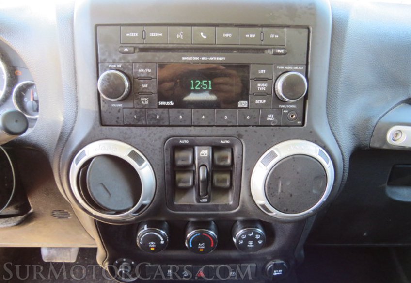 2015 Jeep Wrangler Unlimited - Image 36