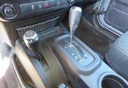 2015 Jeep Wrangler Unlimited - Image 39