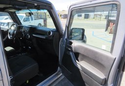 2015 Jeep Wrangler Unlimited - Image 20