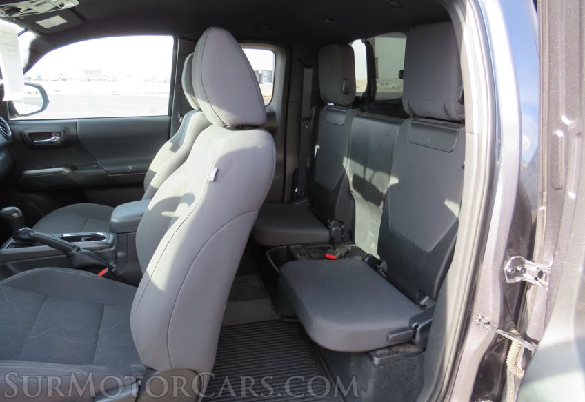 2017 Toyota Tacoma - Image 31