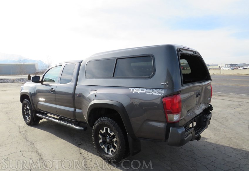 2017 Toyota Tacoma - Image 7