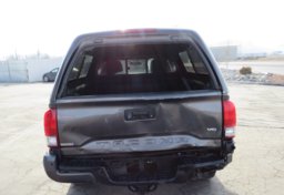 2017 Toyota Tacoma - Image 12