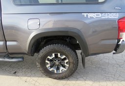 2017 Toyota Tacoma - Image 24