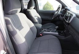 2017 Toyota Tacoma - Image 33