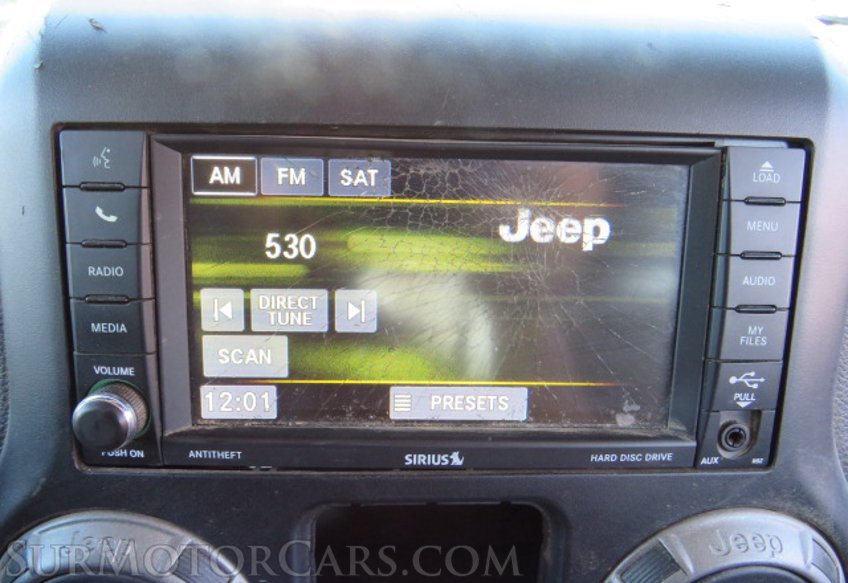 2015 Jeep Wrangler Unlimited - Image 35