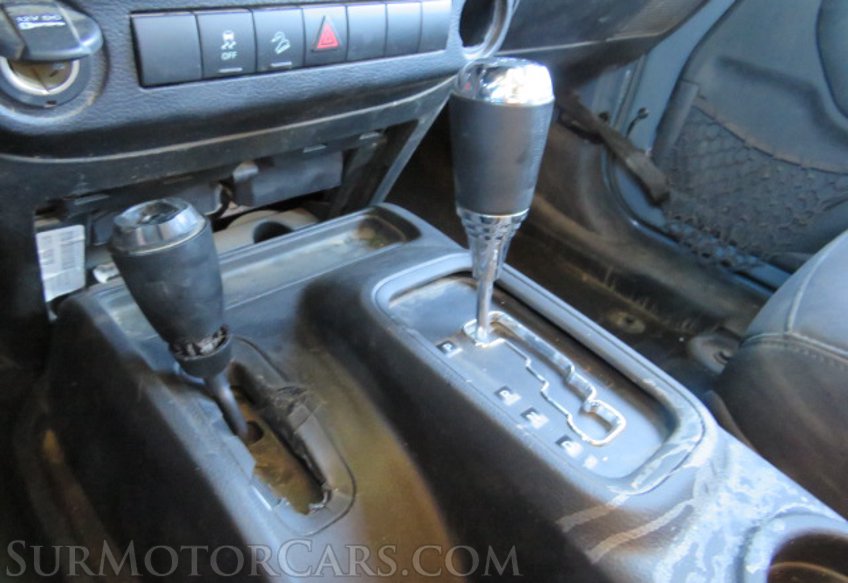 2015 Jeep Wrangler Unlimited - Image 36