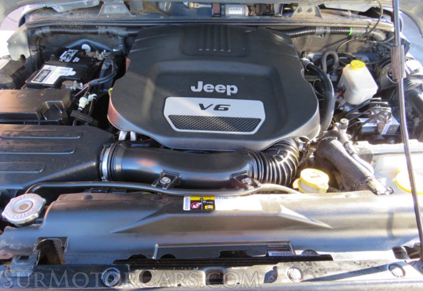 2015 Jeep Wrangler Unlimited - Image 42