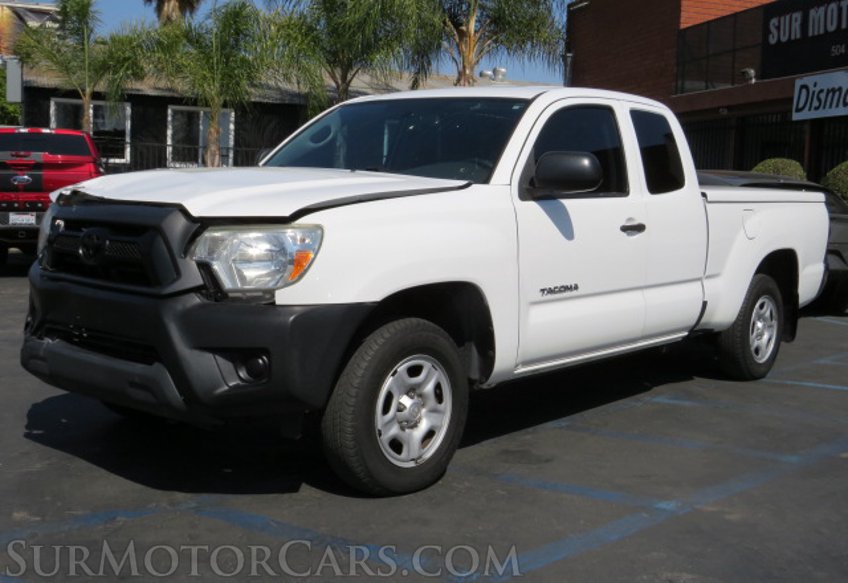 2015 Toyota Tacoma - Image 3