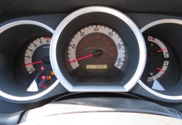2015 Toyota Tacoma - Image 30