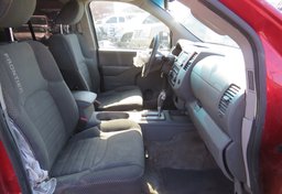 2018 Nissan Frontier - Image 24