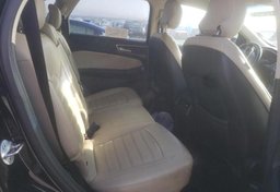 2019 Ford Edge - Image 9