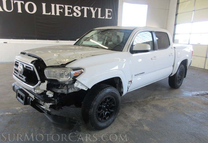 2019 Toyota Tacoma - Image 4
