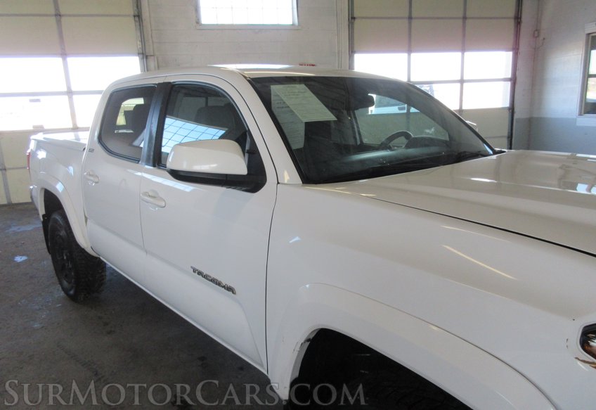 2019 Toyota Tacoma - Image 15