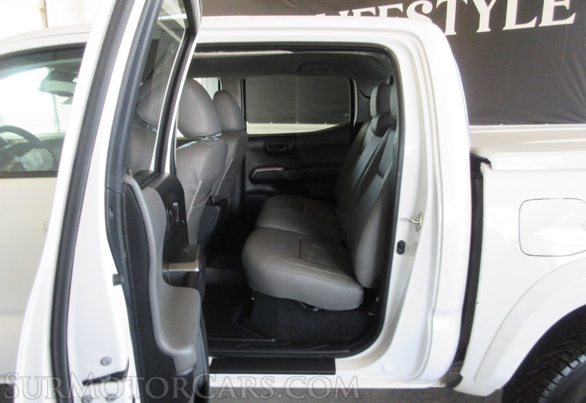 2019 Toyota Tacoma - Image 37