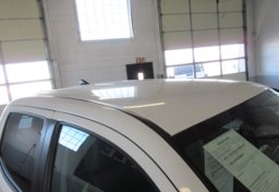 2019 Toyota Tacoma - Image 17