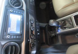 2019 Toyota Tacoma - Image 42