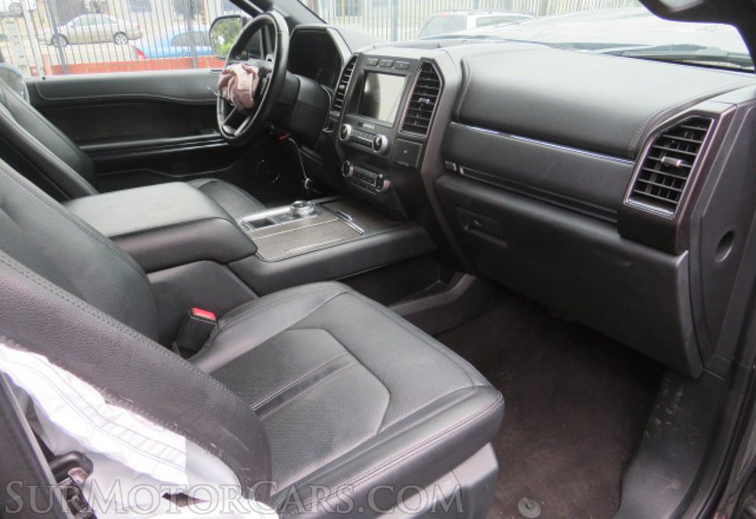 2020 Ford Expedition - Image 24