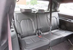 2020 Ford Expedition - Image 32