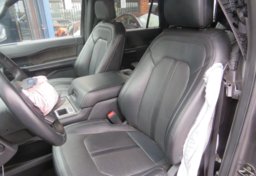 2020 Ford Expedition - Image 25